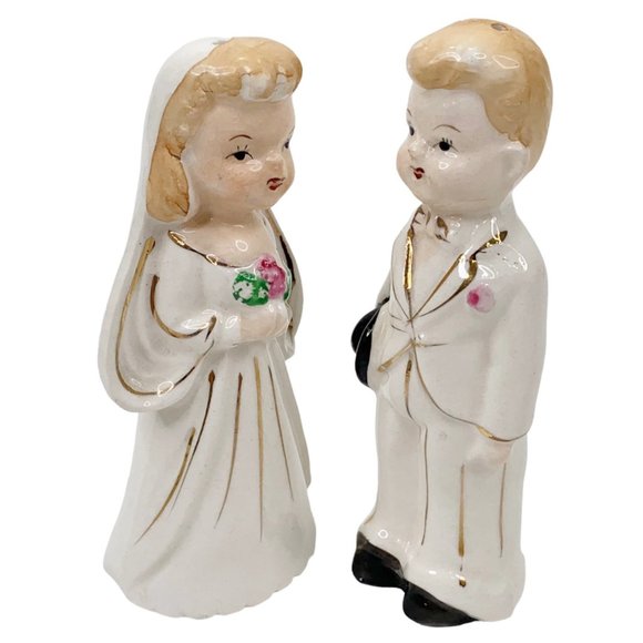Vintage Salt Pepper Shaker Set Bride Groom Wedding Cake Topper Couple Japan MCM - Picture 2 of 13